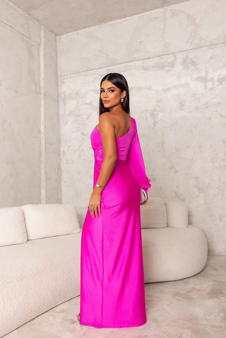 Fione - Elegant and Refined Dress