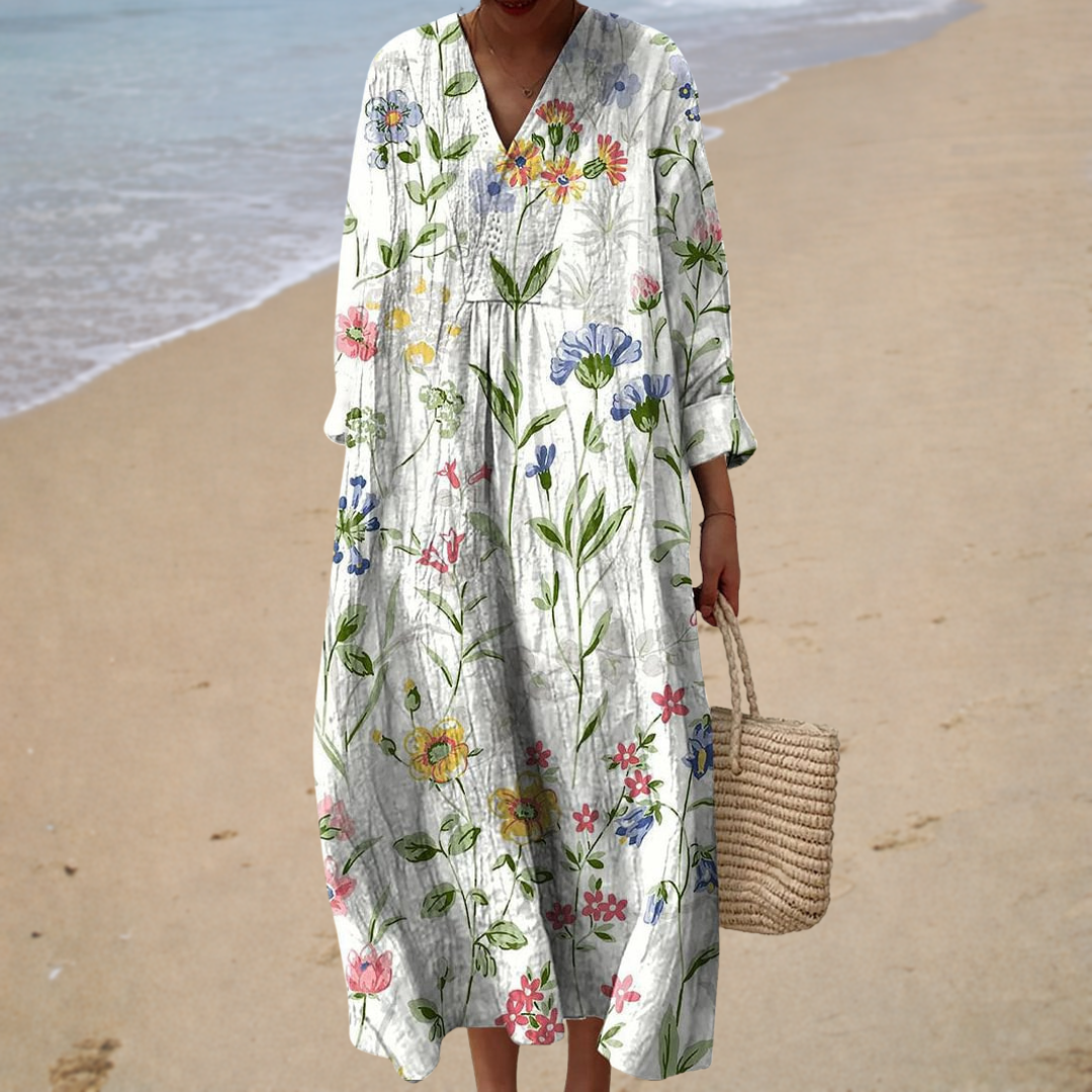Chic Summer Dress with Flattering Print