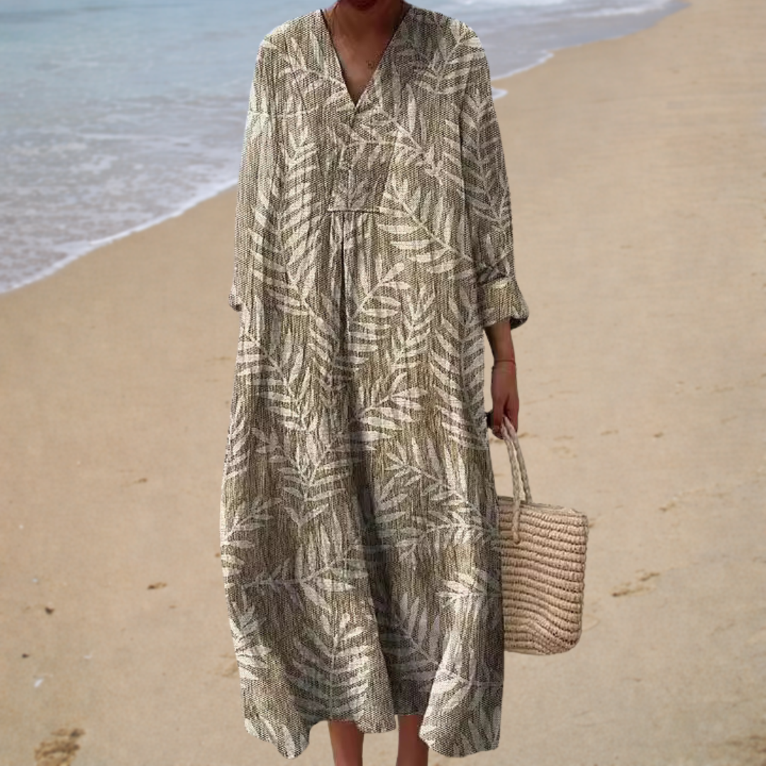 Chic Summer Dress with Flattering Print