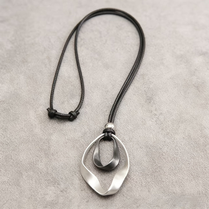 Elegant Adjustable Sculptural Twisted Teardrop Pendant Necklace