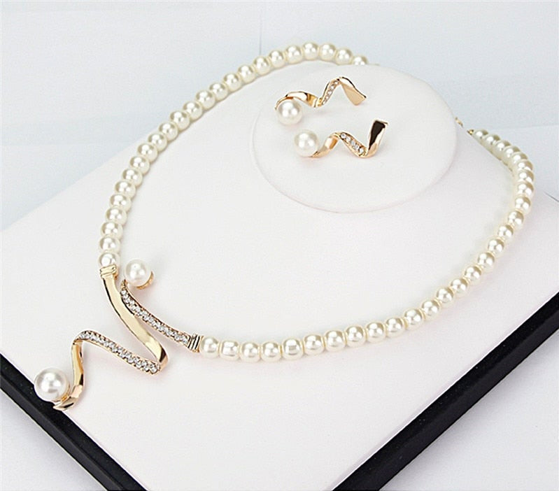 Pearl Necklace + Earrings Set