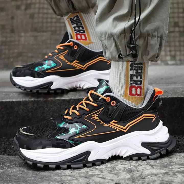 Gravit Sneakers
