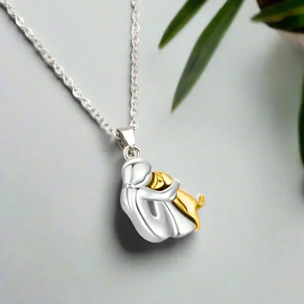Taisha Hug Pendant Necklace