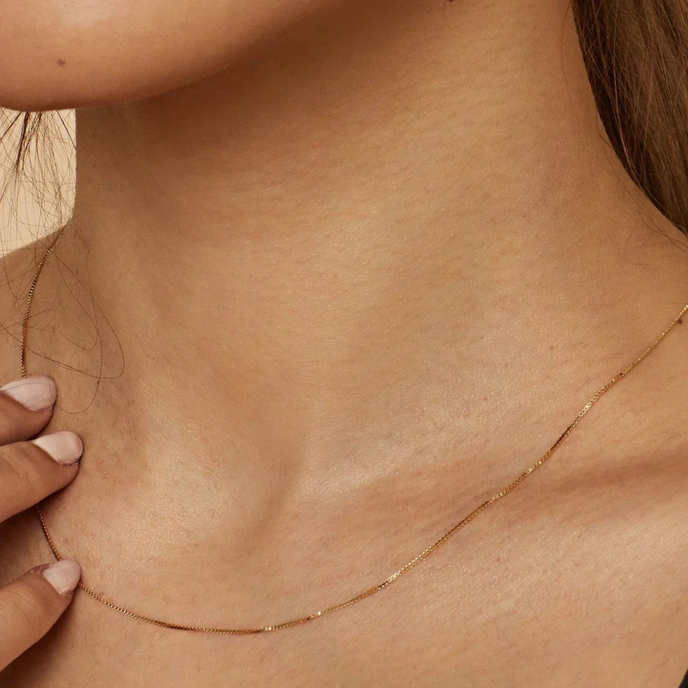 Bodega Box Necklace – Silver Tone