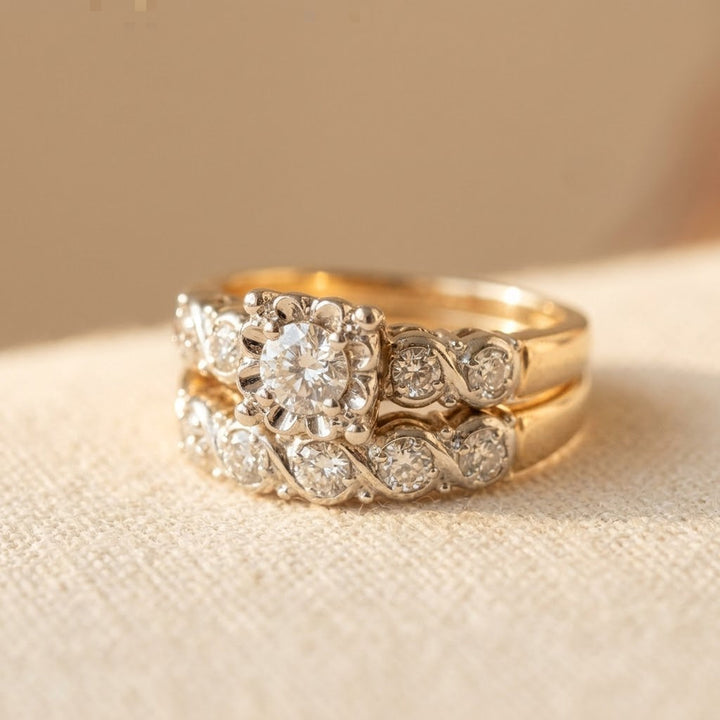 Vintage Sparkling Gold Ring