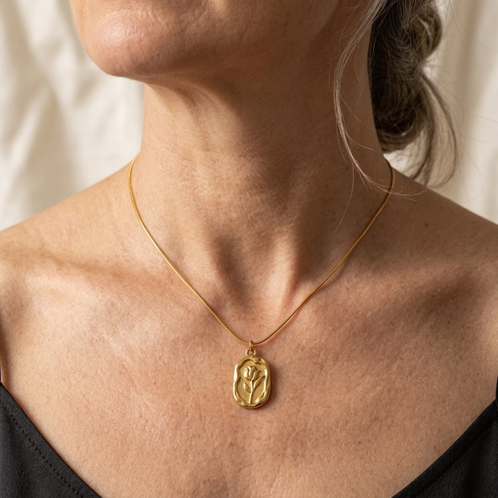 Rose Tulip Pendant Necklace